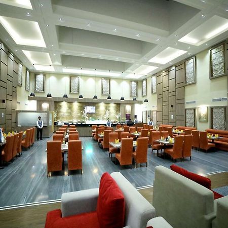 Rg Royal Hotel Bangalore Ngoại thất bức ảnh