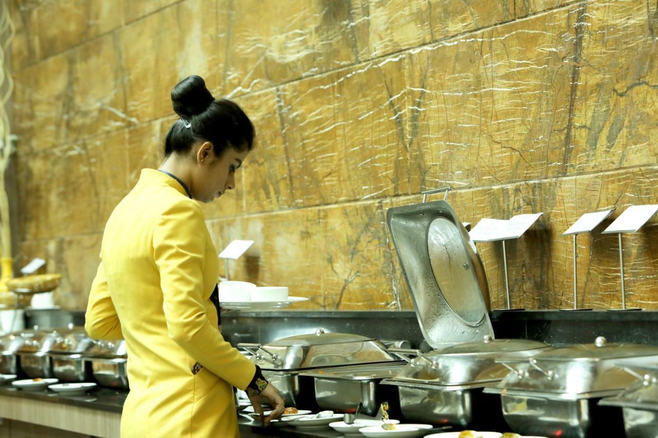 Rg Royal Hotel Bangalore Ngoại thất bức ảnh
