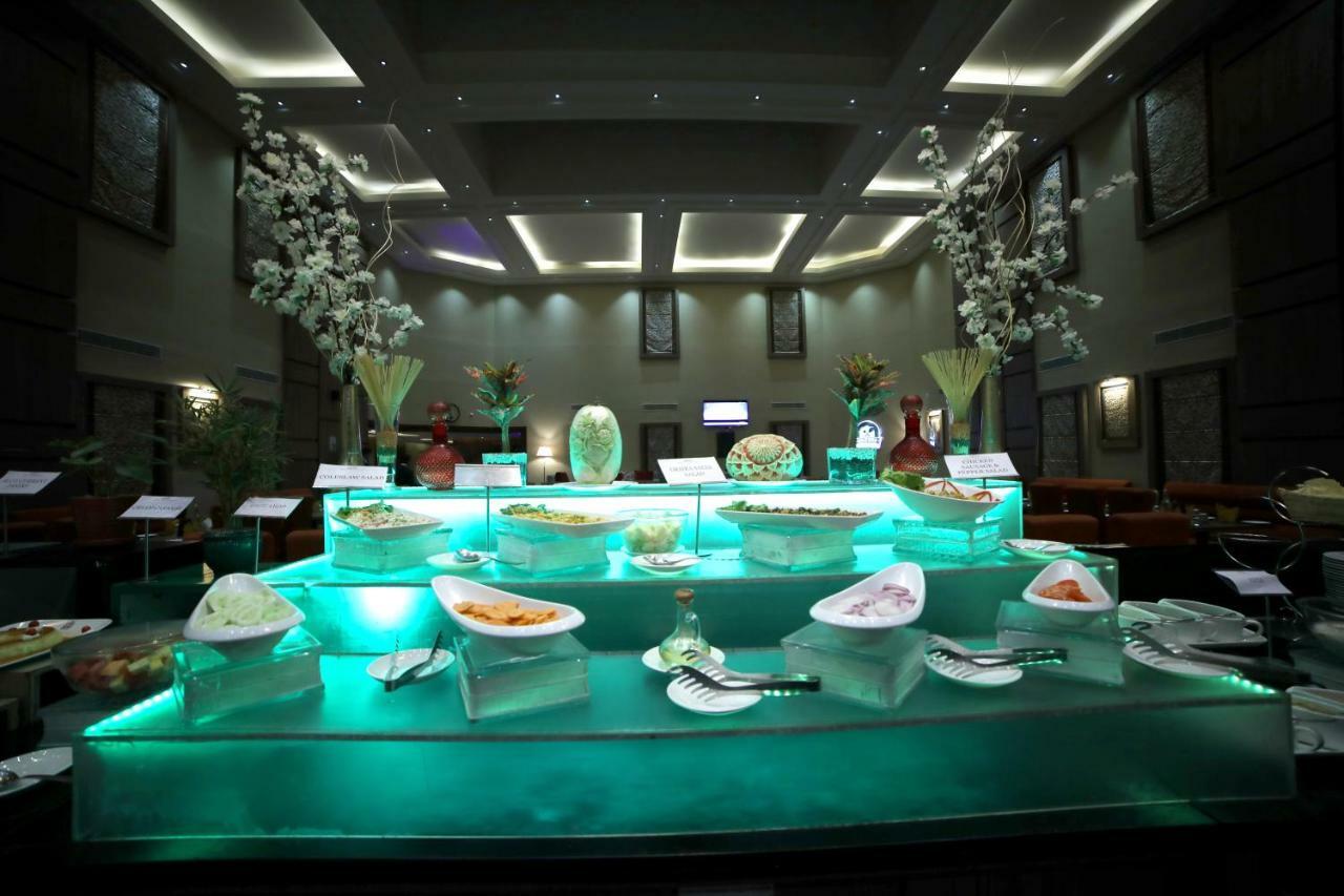 Rg Royal Hotel Bangalore Ngoại thất bức ảnh